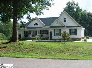 157 Grandview Dr, Easley, SC 29640