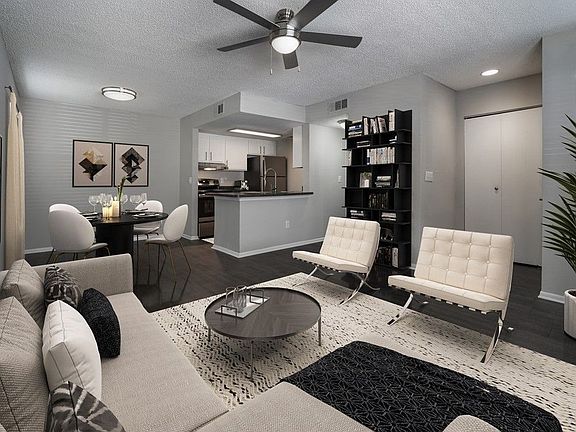 4th image of 4701 88th Ave N APT 612
