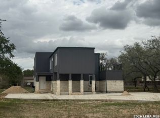 174 Red Fox, Poteet, TX 78065