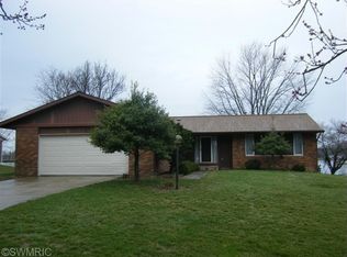 24141 Findley Rd, Sturgis, MI 49091