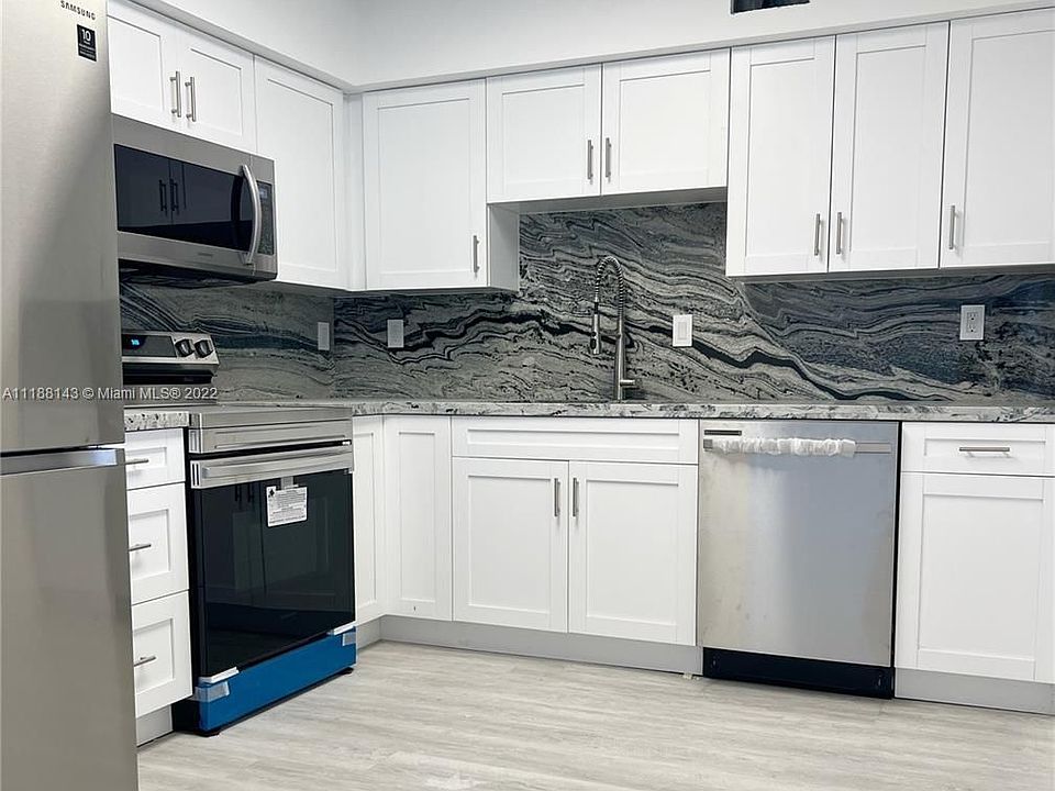 1st image of 3530 Mystic Pointe Dr APT Lph12