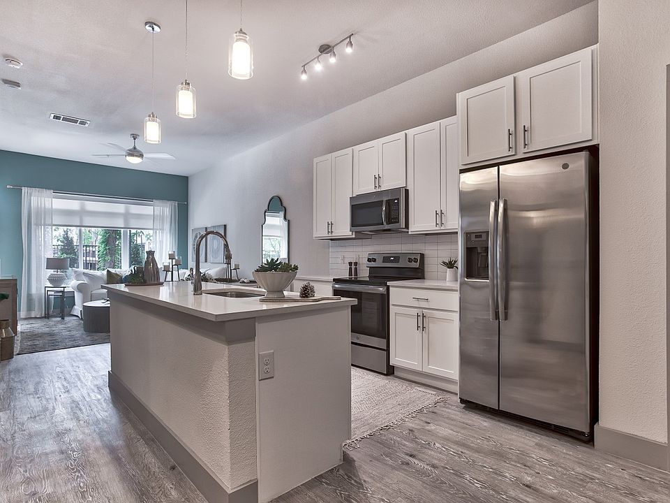 1st image of 120 9th St #3473657