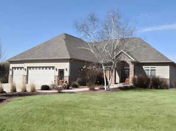 N6393 Tradewinds CIRCLE, Beaver Dam, WI 53916