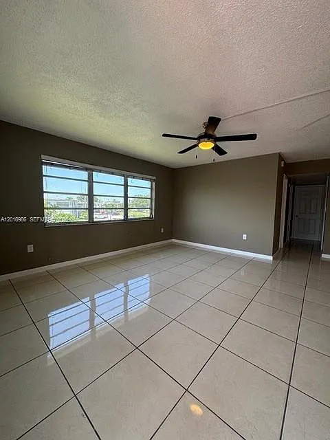 Ro-Mont South Condo Mnpq — Photo 2