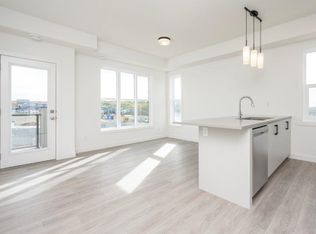 2117 81st St SW #44, Calgary, AB T3H6E8