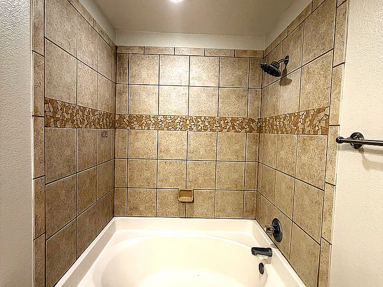 1301 Cinch Dr #A — Photo 19
