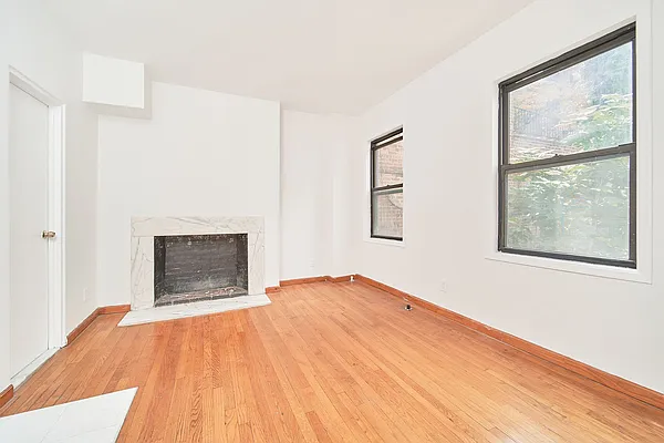 Rented by Living New York | media 12