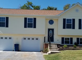 82 Byron Dr, Smithsburg, MD 21783