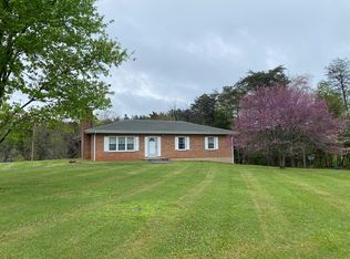 2165 E Gretna Rd, Gretna, VA 24557