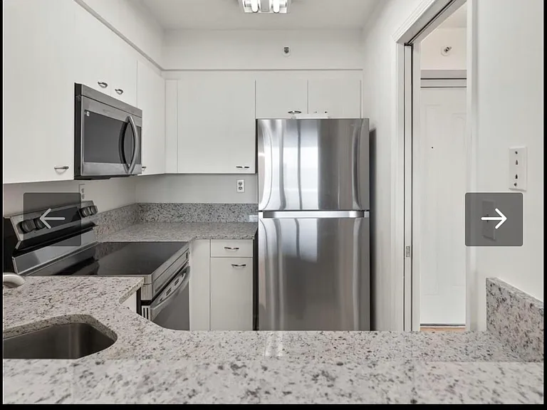 2870 Pharr Ct S — Photo 13