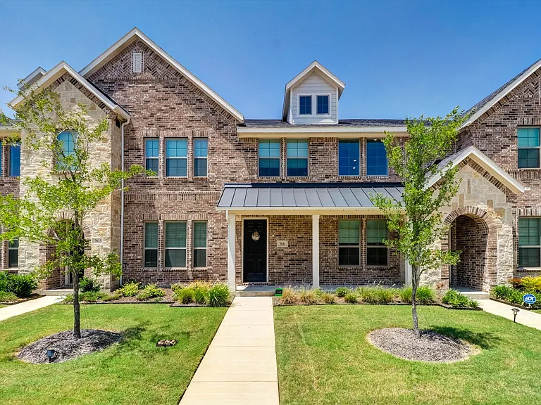 7031 Cedar Creek Dr — Photo 1