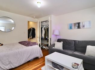 359 2nd St APT 1E, Hoboken, NJ 07030