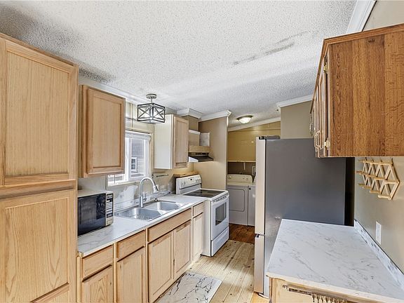 3rd image of 1622 Bethany Church Rd