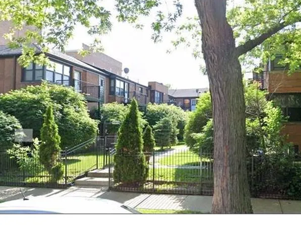 7314 N Winchester Ave APT 2E, Chicago, IL 60626