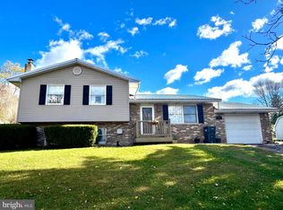 371 1st Ave, Lemont, PA 16851