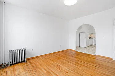 Rented by Safdie Realty Group