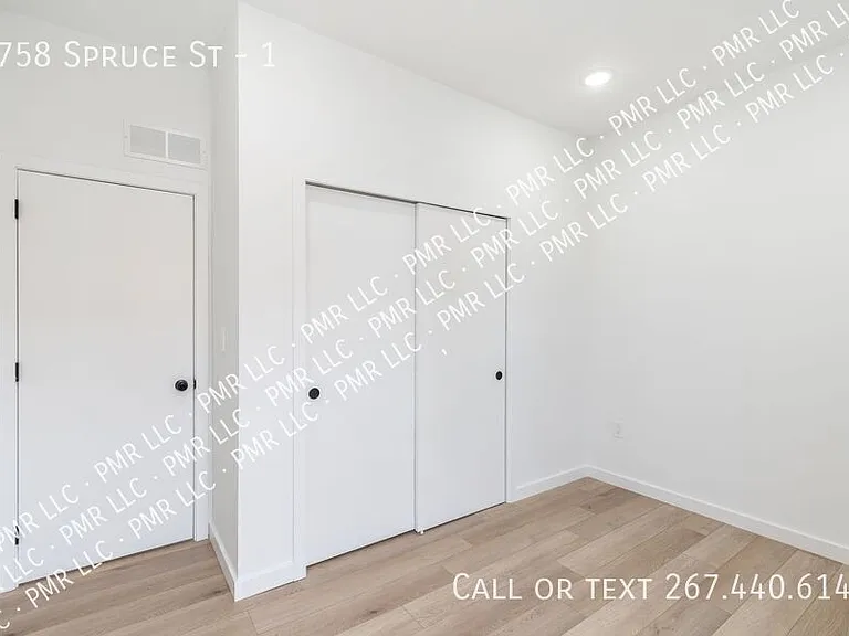 5758 Spruce St #1 — Photo 8