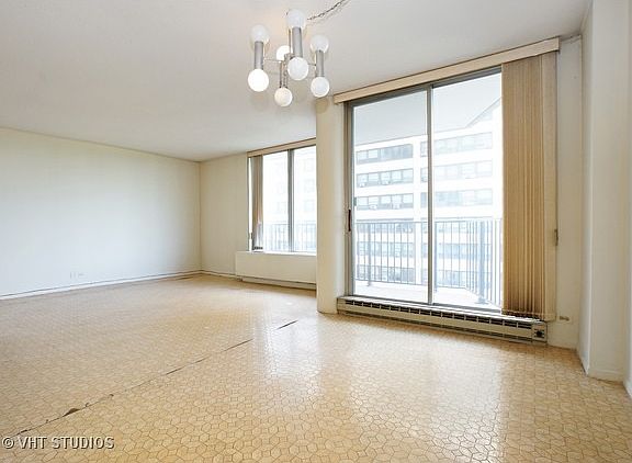 4th image of 4170 N Marine Dr APT 7D