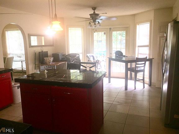 3rd image of 5598 Twin Oak Dr #0