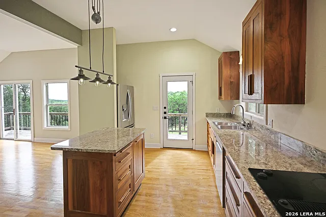 41 Sun Valley Dr — Photo 12