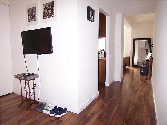4th image of 88 Greenwich St APT 1514