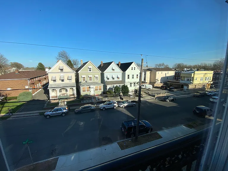 341 Washington Ave #2 — Photo 9