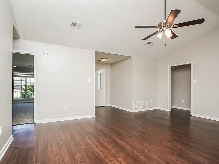 7576 Delta Lakes Blvd — Photo 4