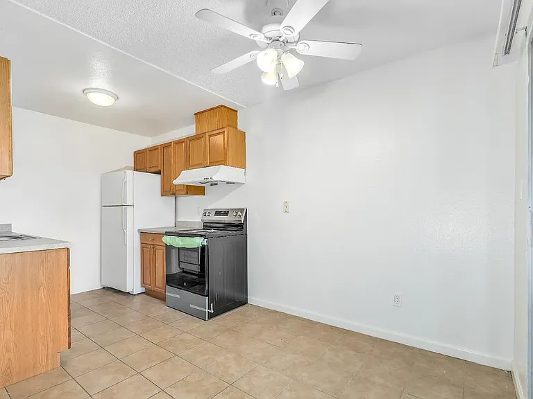 4332 Pacific Ave #25 — Photo 5