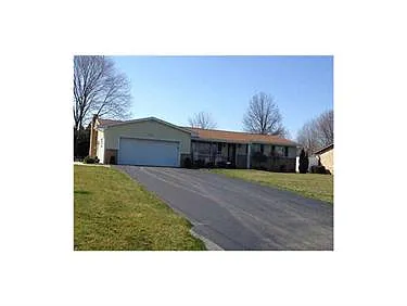 3215 Meadow Ln photo 1