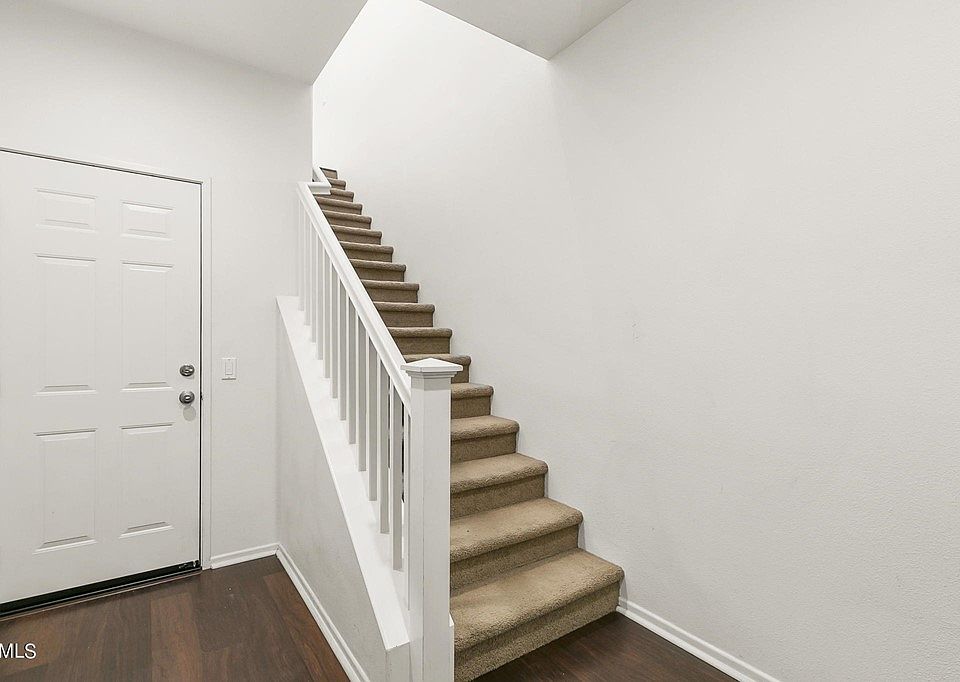 315 American River Ct Oxnard, CA, 93036 Apartments for Rent Zillow