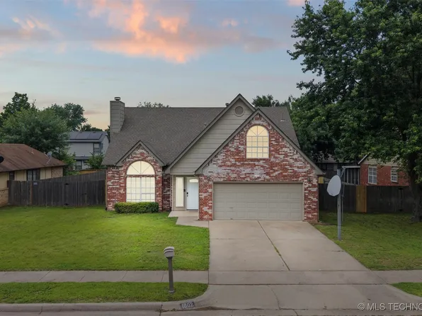 1802 S Fir Pl, Broken Arrow, OK 74012