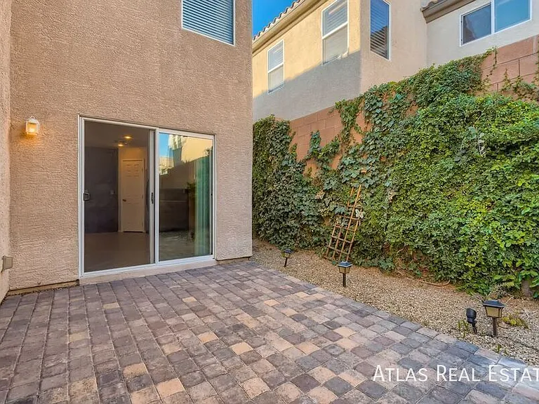 689 Saint Keyne St — Photo 28