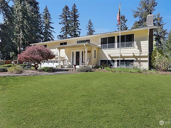 2nd image of 11412 258th Avenue E