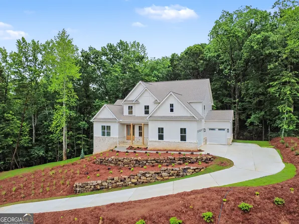 6043 Bluewater Blvd, Gainesville, GA 30506