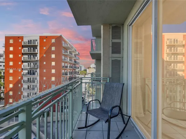 3500 Coral Way APT 710, Miami, FL 33145