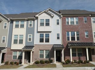 477 Village Commons Ln, Apex, NC 27502