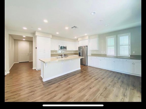 4th image of 1006 18th St