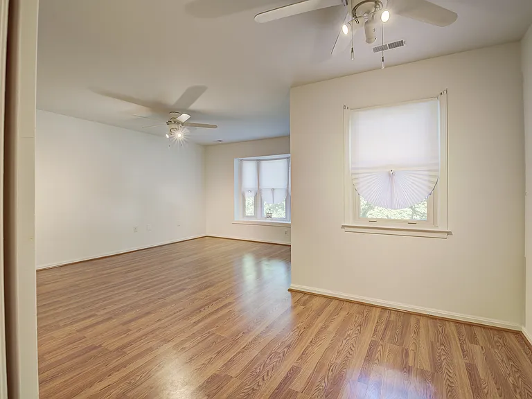 13907 Concord Ave — Photo 25