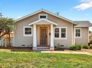 211 W 9th Ave, Escondido, CA 92025