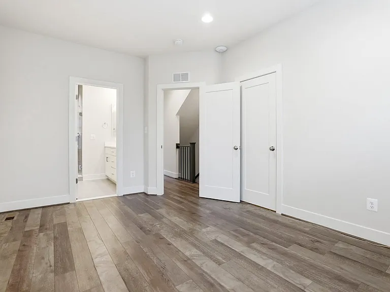 6924 Rockledge Dr — Photo 22