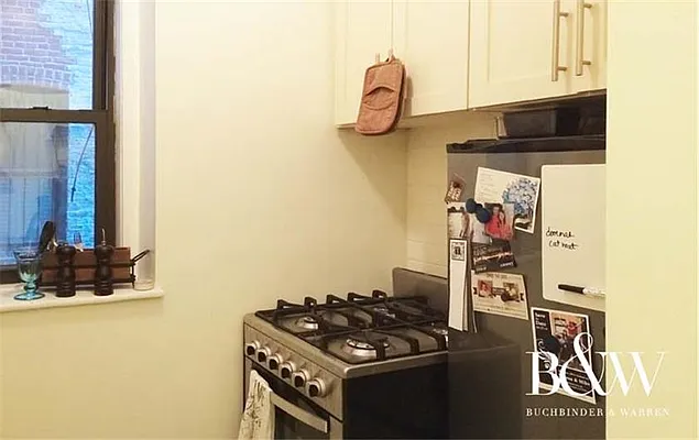 Rented by Buchbinder & Warren | media 26