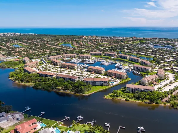 801 Seafarer Circle #304, Jupiter, FL 33477