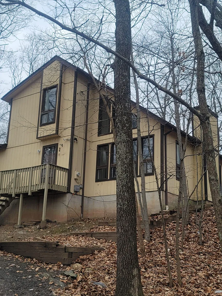 129 Bayberry Ct photo 1