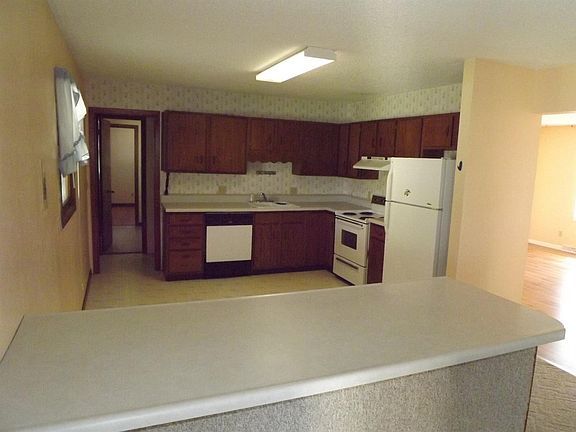 3rd image of 2522 Felten Dr