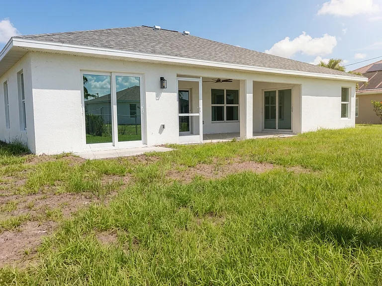 1003 NW 7th Pl — Photo 11