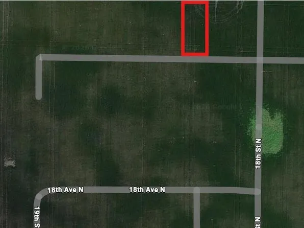 1878 19th St N, Wahpeton, ND 58075