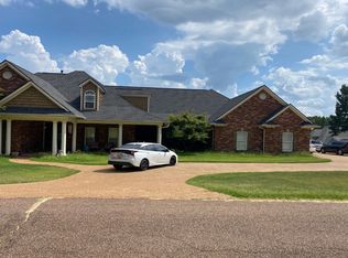 8187 Valley Ridge Dr, Olive Branch, MS 38654