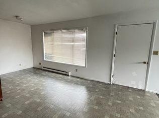 6-115 8th St, Reedsport, OR 97467