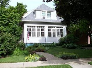 333 Downing Rd, Riverside, IL 60546