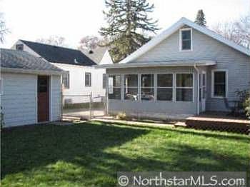 3rd image of 956 Winslow Ave